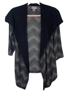 Chicos Travelers Womans M Open Front Cardigan Black White textured Asymmetrical